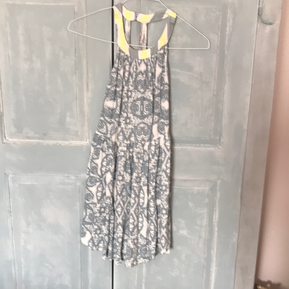 Free People Dress SUMMER Size Medium in Blue , white and yellow . Flattering
